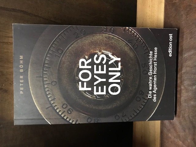 For eyes only, Böhm