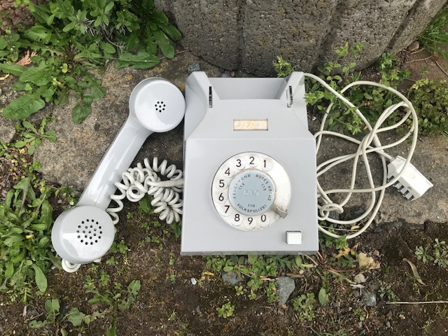 DDR Telefon  Variant Typ No 45