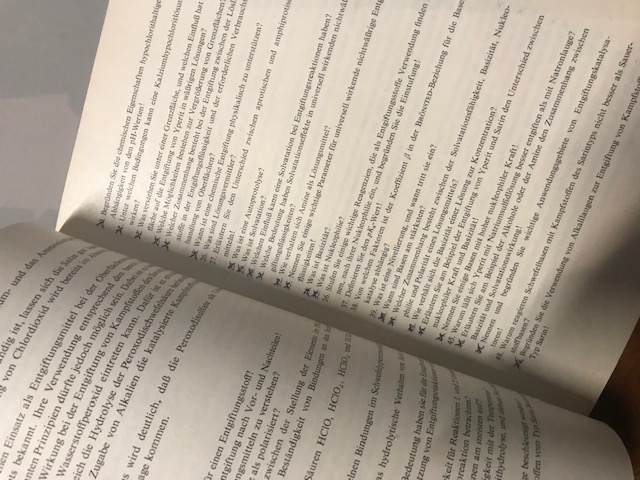 Lehrbuch der Militärchemie,  Band 2