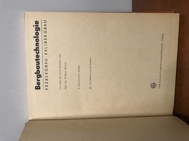 Bergbautechnologie, Lehrbuch Roschlau