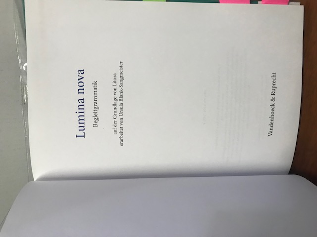 Lumina nova, Begleitgrammatik + Lernvokabeln