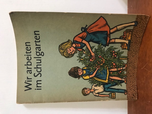 Wir arbeiten im Schulgarten