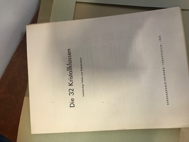 Die 32 Kristallklassen, Bergakademie Freiberg