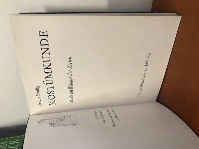 Kostümkunde, Fehlig