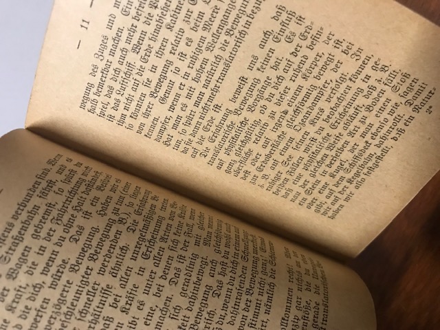 Einsteins Relativitätstheorie, Miniaturbibliothek