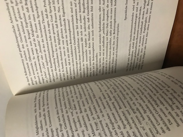 Weibliches Sprechen, Passagen Verlag
