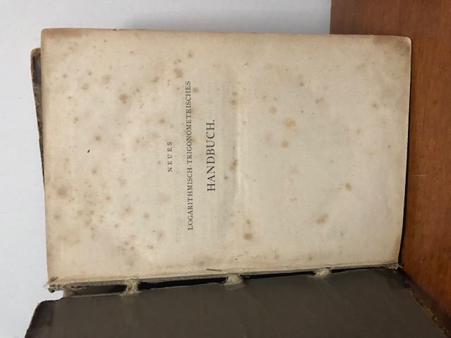 Neues logarithmisches Trigonometrisches Handbuch 1