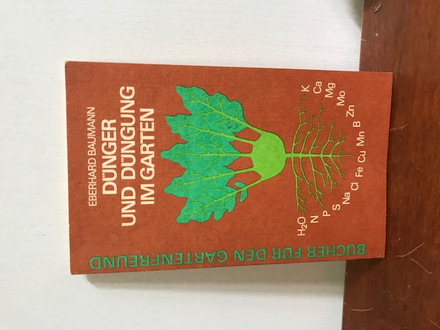 Dünger und Düngung im Garten, Baumann