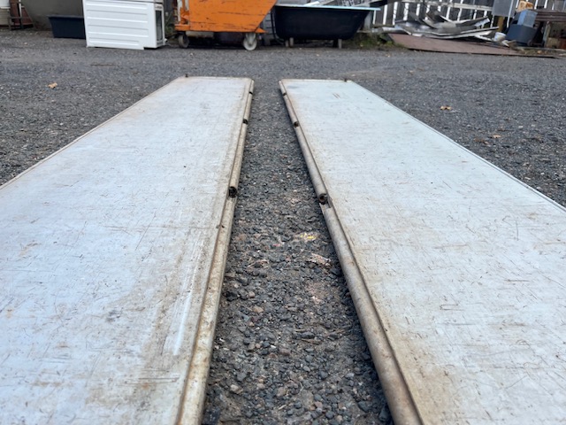 Ford Transit Bordwand links und rechts, Rückwand