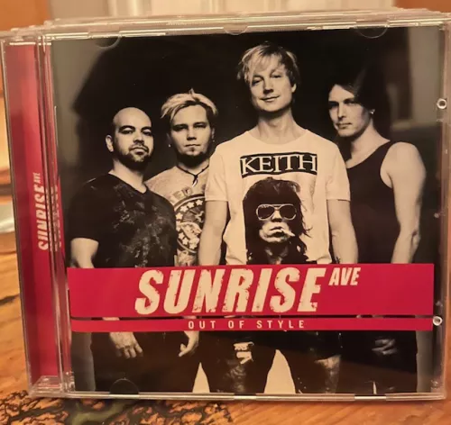 CD Sunrise Ave, Out of Style