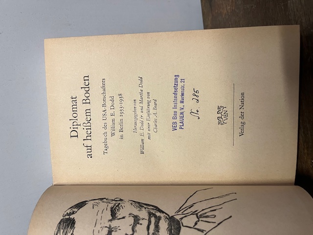 Diplomat auf Heißem Boden, Dodd