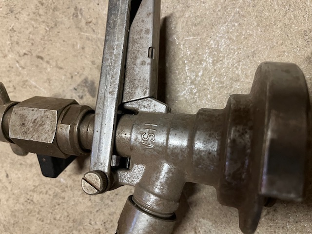 Zapfhahn, Zapfanlage 