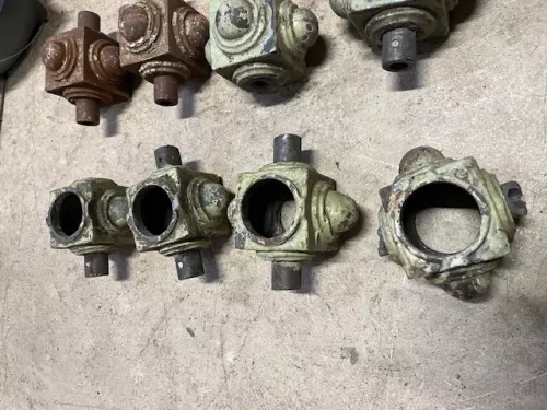 Antike Guss Verbinder 6,5cm 8-teilig