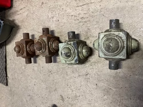 Antike Guss Verbinder 6,5cm 8-teilig