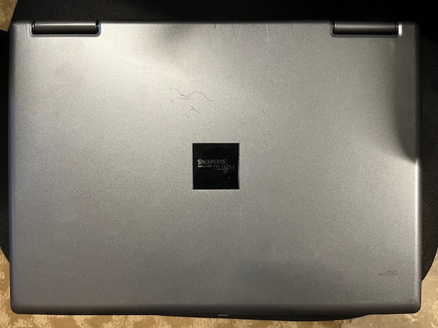 Laptop Fujitsu Siemen Ersatzteilspender 