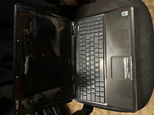 Laptop Asus X5 Ersatzteilspender  
