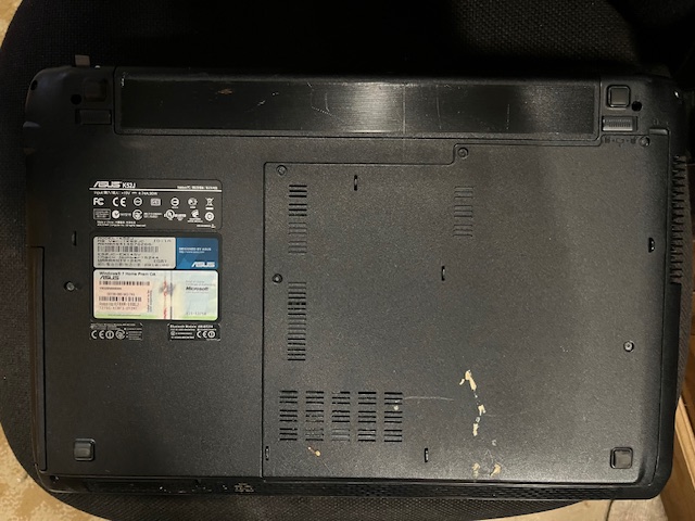 Laptop Asus K52J Ersatzteilspender