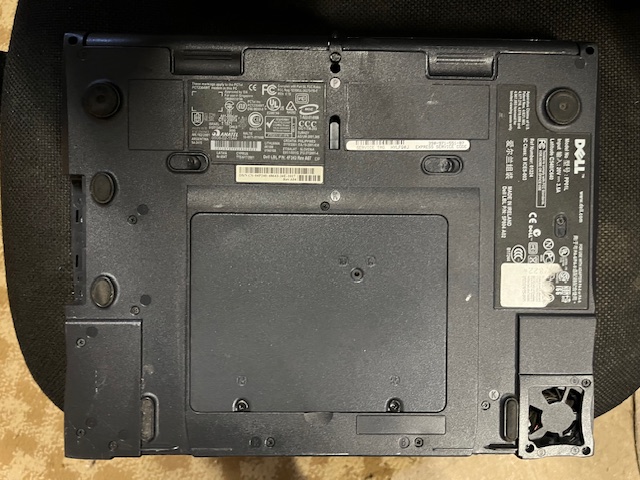 Laptop Dell 4F343 Rev 07 Ersatzteilspender