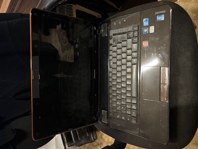 Laptop Lenovo 0648 Ersatzteilspender