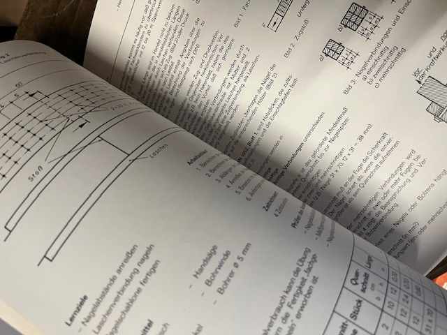 Holzbau I, II, und III, Beuth, 1985