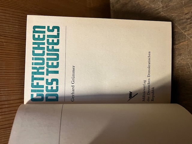 Giftküche des Teufels, Grümmer