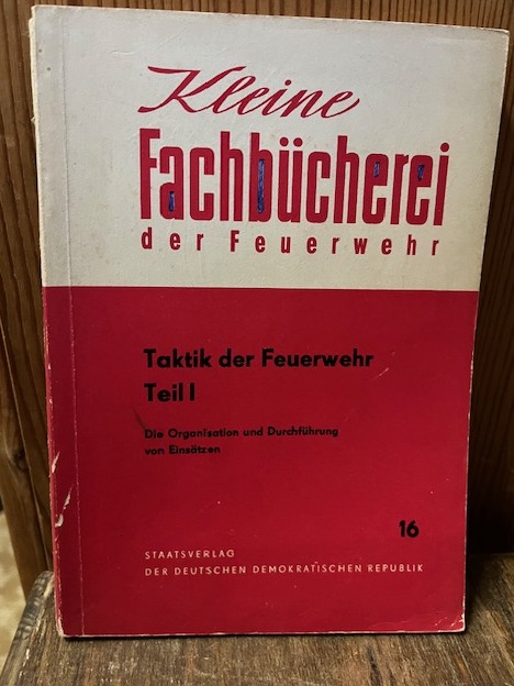 Kleine Fachb&uuml;cherei der Feuerwehr 4 B&uuml;cher