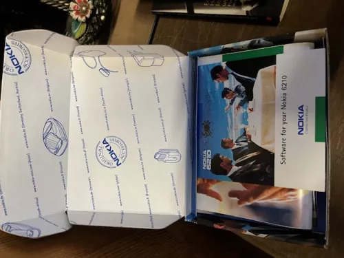 Nokia 6210 in Original Verpackung