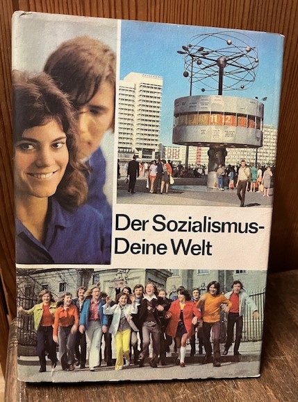Der Sozialismus deine Welt 1975