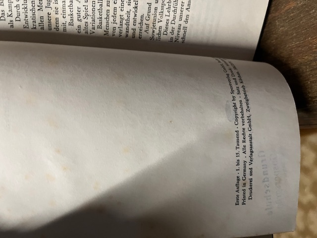 Basketball, Zetlin, Sammelb&uuml;cherei