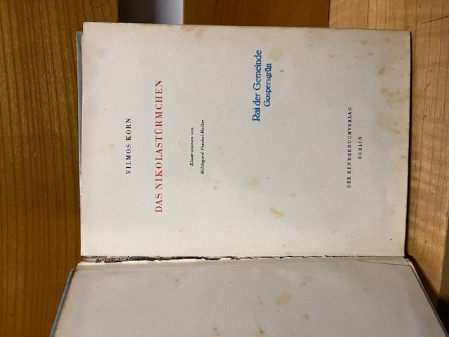 Das Nikolast&uuml;rmchen, Korn