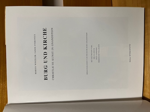 Burg und Kirche, Winzeler