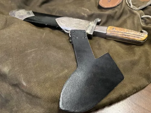 RAD Dolch mit Geh&auml;nge