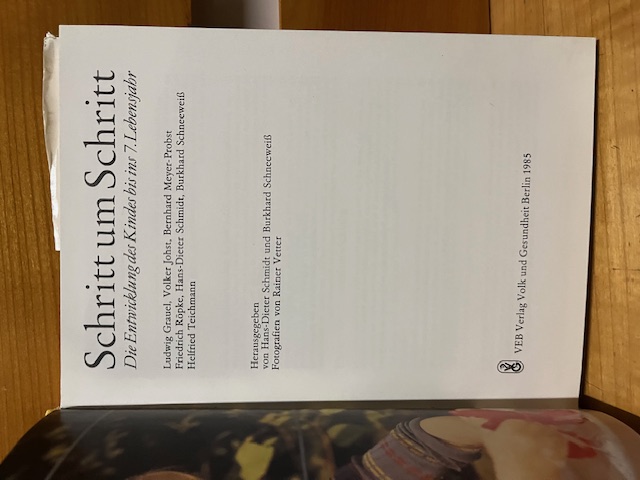 Schritt um Schritt, Schmidt