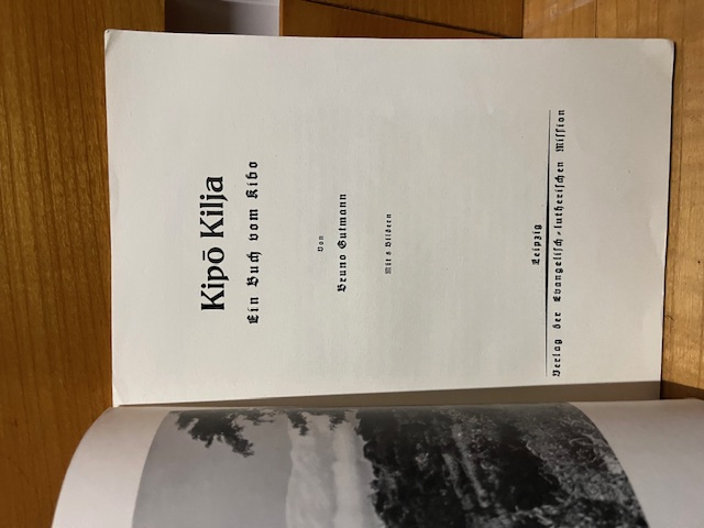 Ein Buch von Kibo, Gutmann