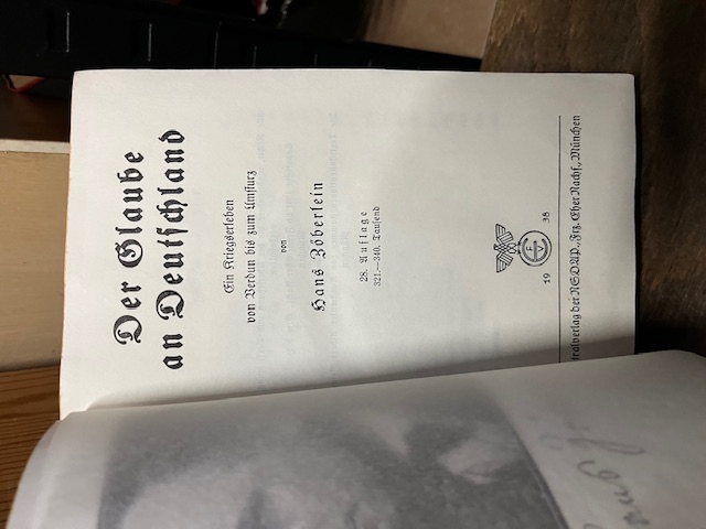 Der Glaube an Deutschland, Z&ouml;berlein